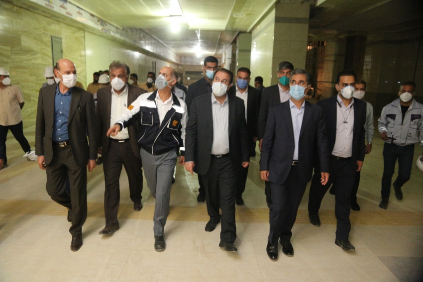 پايان حفاري تونل و آغاز عمليات ريل‌ گذاري خط 2 متروي شيراز